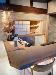 アートカフェ さんずい