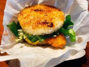 コメコメバーガー長尾店