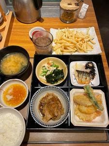 やよい軒 浅草田原町店