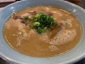 支那そば 餐休 辰巳店