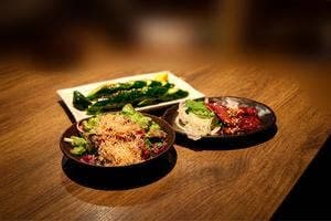 牛たん 馬刺し 特選和牛 ぶれゑめん 平塚駅前店