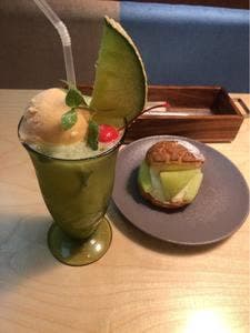 果房 メロンとロマン