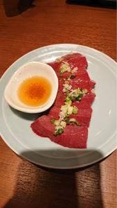 焼肉酒場 新世界