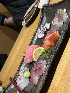 呼子活イカ 博多巻き串 燈