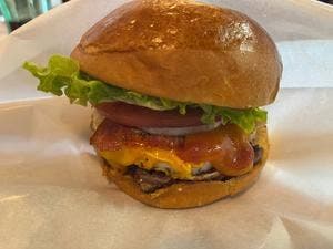 Burger and Coffee ISLET