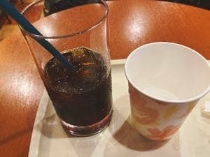 カフェ・ベローチェ 岩本町駅前店