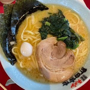 横浜家系ラーメン 町田商店 御殿場店