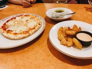 サイゼリヤ 橋本駅前店