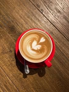 Cafe  Dining & Bar 104.5