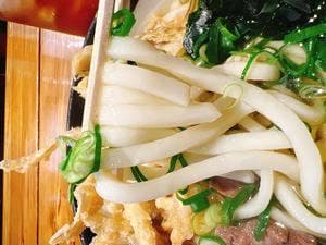 博多鉄板焼肉どまんなか 本店
