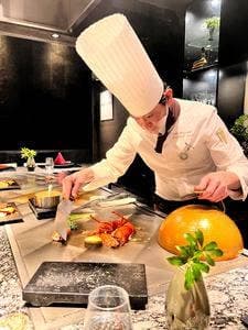 鉄板焼 THE VILLAGE OSAKA