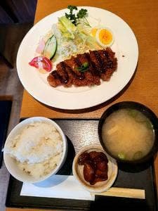 パーラーカフェサワダ
