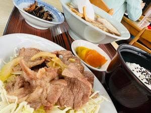 本長食堂