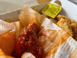 bb.qオリーブチキンカフェ 上尾店