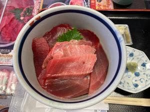 北かつ まぐろ屋 海の市店