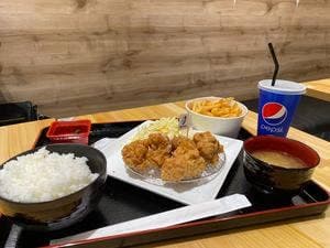 がブリチキン。