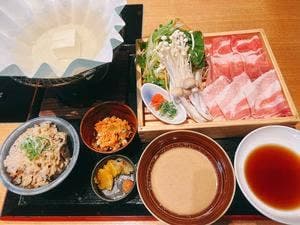 しゃぶしゃぶ 紺 東町本店