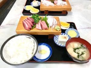 魚吉食堂