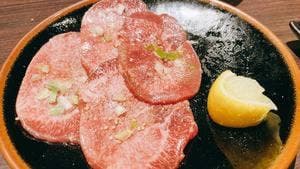 焼肉ホルモン市場 池上線ガード下物語