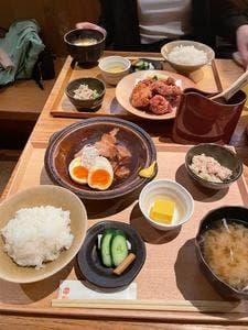 ごはんや 一芯 代官山