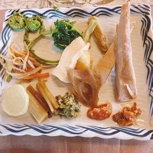 レストハウス チロル