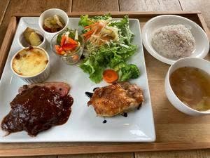 ロティサリーカフェ MaHaNa