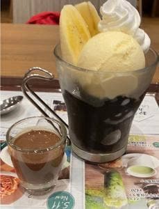 カフェ・ド・クリエ オアシス21店