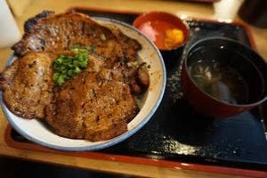 豚みそ丼専門店 有隣