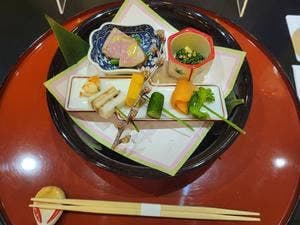 肥後橋ゆきや。