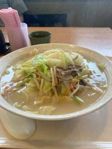 華さん食堂 空港通り店