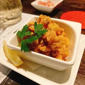 FOODS&BAR GUSH