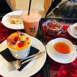 ニコライバーグマン ノム