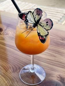 ビーチカフェ Luana
