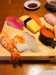 や台ずし 芋島町