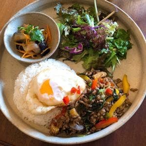 nomadic cafe