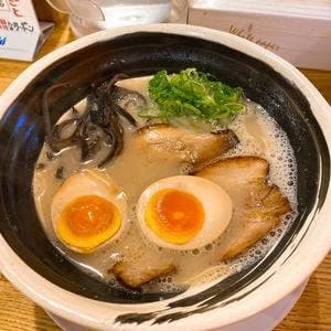 濃厚煮干とんこつラーメン 石田てっぺい 高槻本店