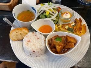 フレンチカフェ アオイオト