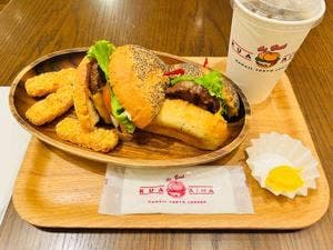 KUA`AINA 福岡ソラリアプラザ店