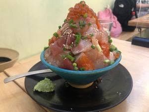 熱海駅前・おさかな丼屋