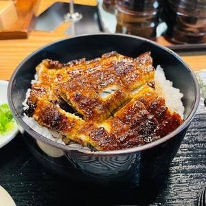 大衆鰻料理専門店 阡家