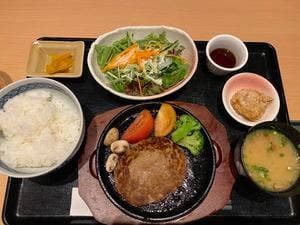 鶏と鉄板焼 宮本 Esola池袋店