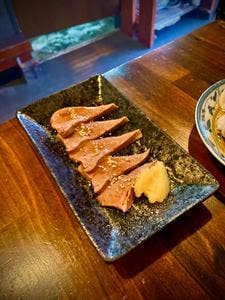 立呑み もつ焼 一炷香