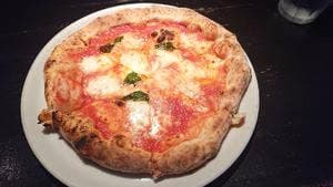 ピッツェリア イル タンブレロ