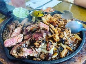 アメリカンハウス ステーキ&タコス グランベリーパーク店