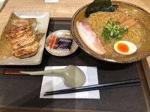 越後秘蔵麺 無尽蔵 コロワ甲子園店