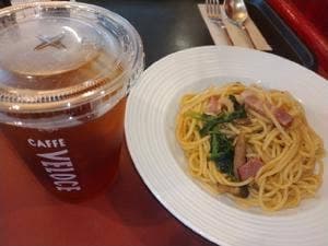カフェ・ベローチェ 田町店