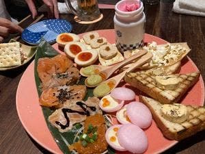 サーモンベーネ 梅田茶屋町店