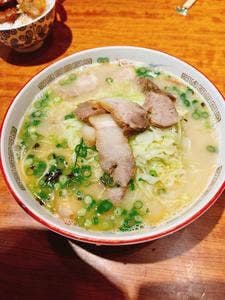 ラーメン専門 こむらさき アミュプラザ鹿児島店