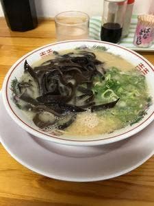 とんこつラーメン専門店 まる勝