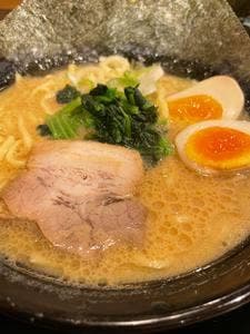 横浜家系ラーメン 風神家 柏崎店